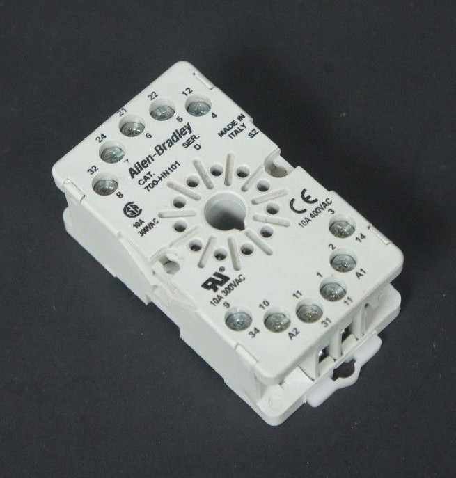 Used ALLEN BRADLEY 700-HN101 SER. D RELAY SOCKET 700HN101, 11-PIN, 10A, 300VAC