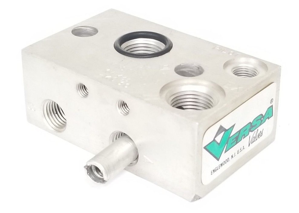 Used VERSA VALVES KM-433-1-KG30 PNEUMATIC MANIFOLD KM4331KG30