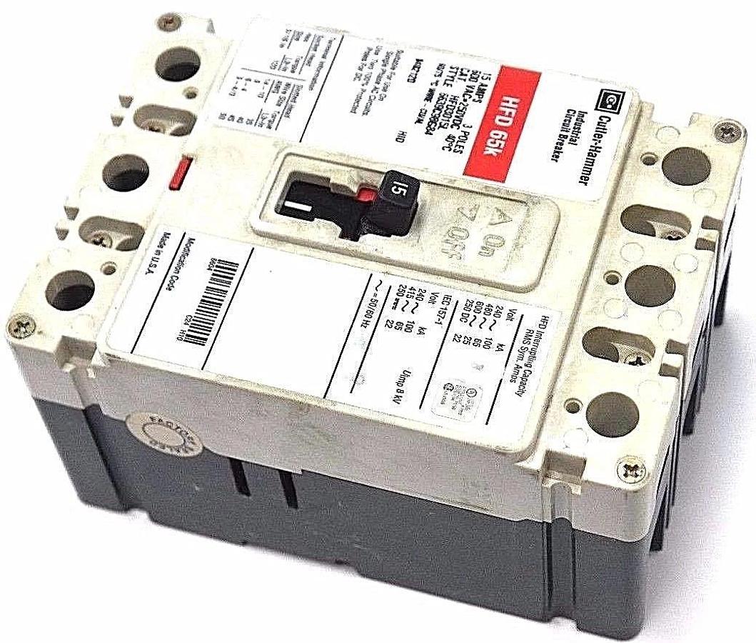 Used CUTLER HAMMER HFD65K CIRCUIT BREAKER HFD3015L, 6639C98G84, 15AMPS, 3POLES