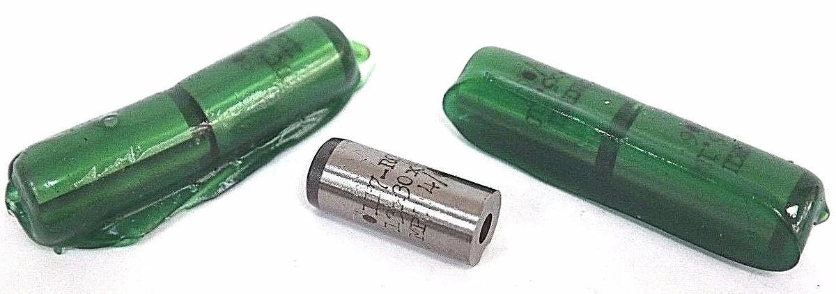 NEW AIP INC 0117-RGKII PUNCH 13X30X5.10 MPT 4/06 - LOT OF 5