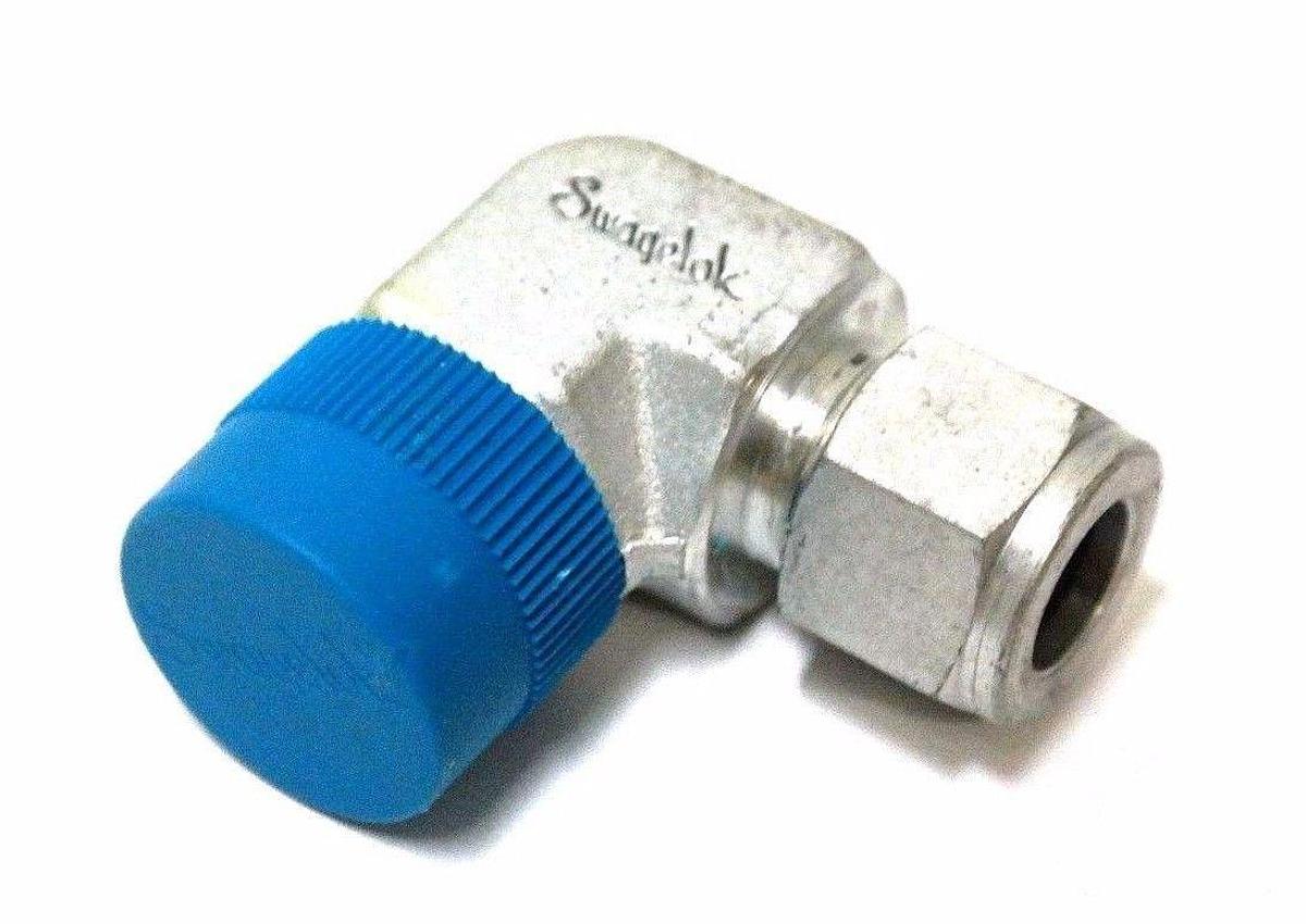 Used SWAGELOK S-810-2-12 CARBON STEEL MALE ELBOW TUBE FITTING 1/2" TUBE OD x 3/4" NPT