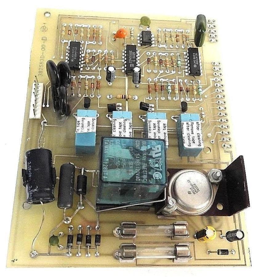 Used MCQUAY PERFEX 382583D-00-D REGULATOR BOARD PC