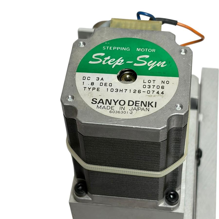 Used Freer Tool Z Axis Linear Slide 100mm Sanyo Denki Stepper Motor 55-506-1407