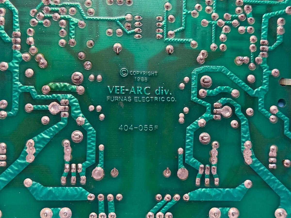 Used VEE-ARC 404-055F BASE DRIVER BOARD 404055F SERIES R325A
