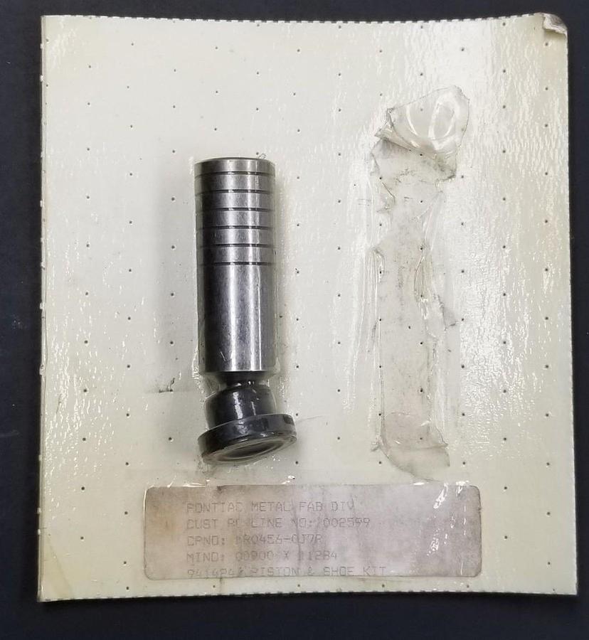 NEW VICKERS 941424 PISTON & SHOE KIT MI NO: 00900 X 11284 PVH74