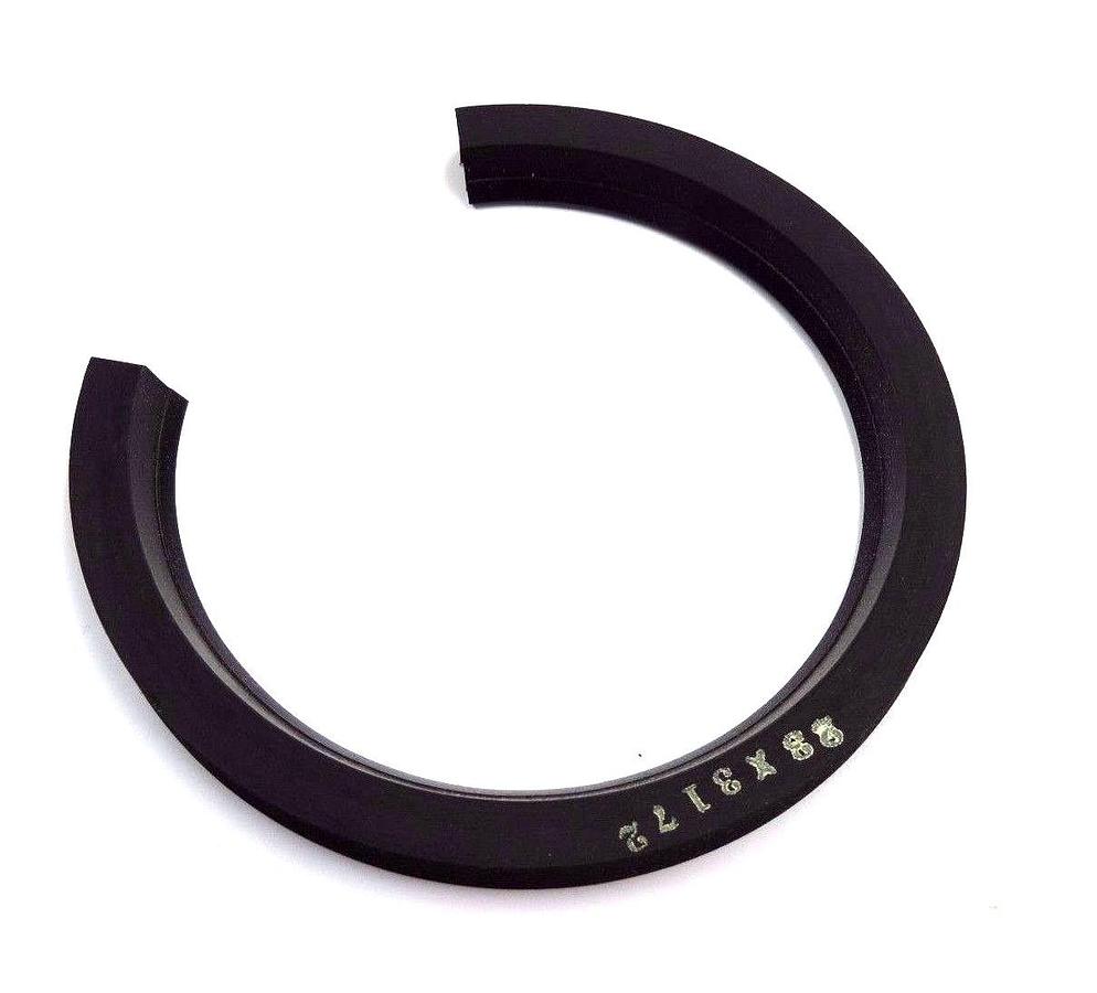 Used NIB GARLOCK KLOZURE 23X3172 OIL SEAL 25003-3172, 3.125X4.008X0.375