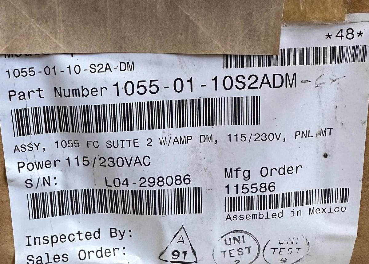 NEW ROSEMOUNT 1055-01-10-S2A-DM-68 / 10550110S2ADM68 Solu Comp II 1055 8W 3.28