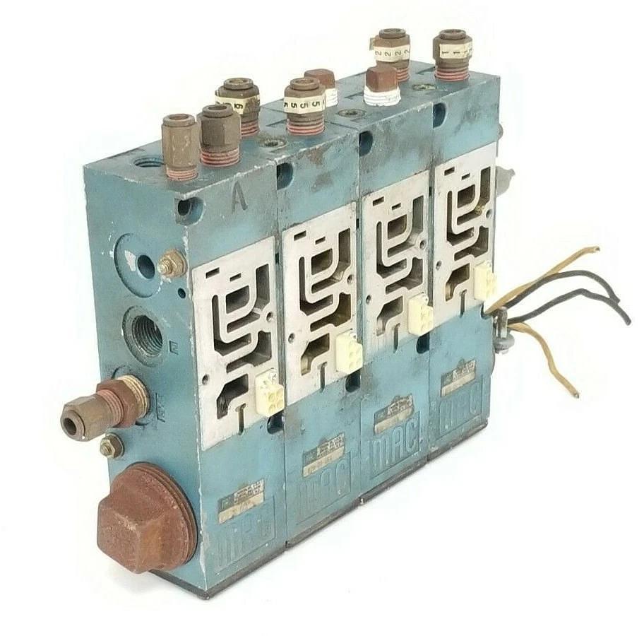 Used LOT OF 4 MAC 82A-DA-BKA SOLENOID VALVES 82ADABKA