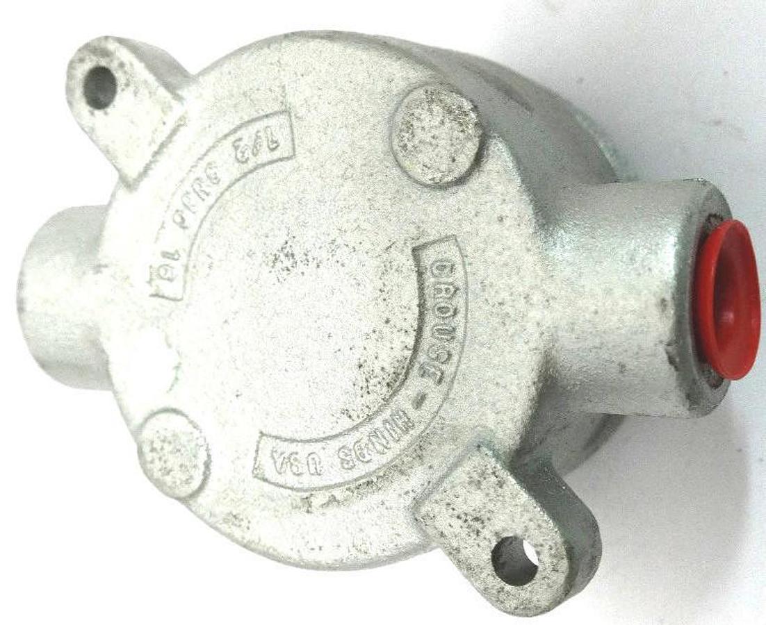Used NEW CROUSE HINDS 10768-L EXPLOSION PROOF CONDUIT BOX GUJ 0612, 19.5 CU. IN.