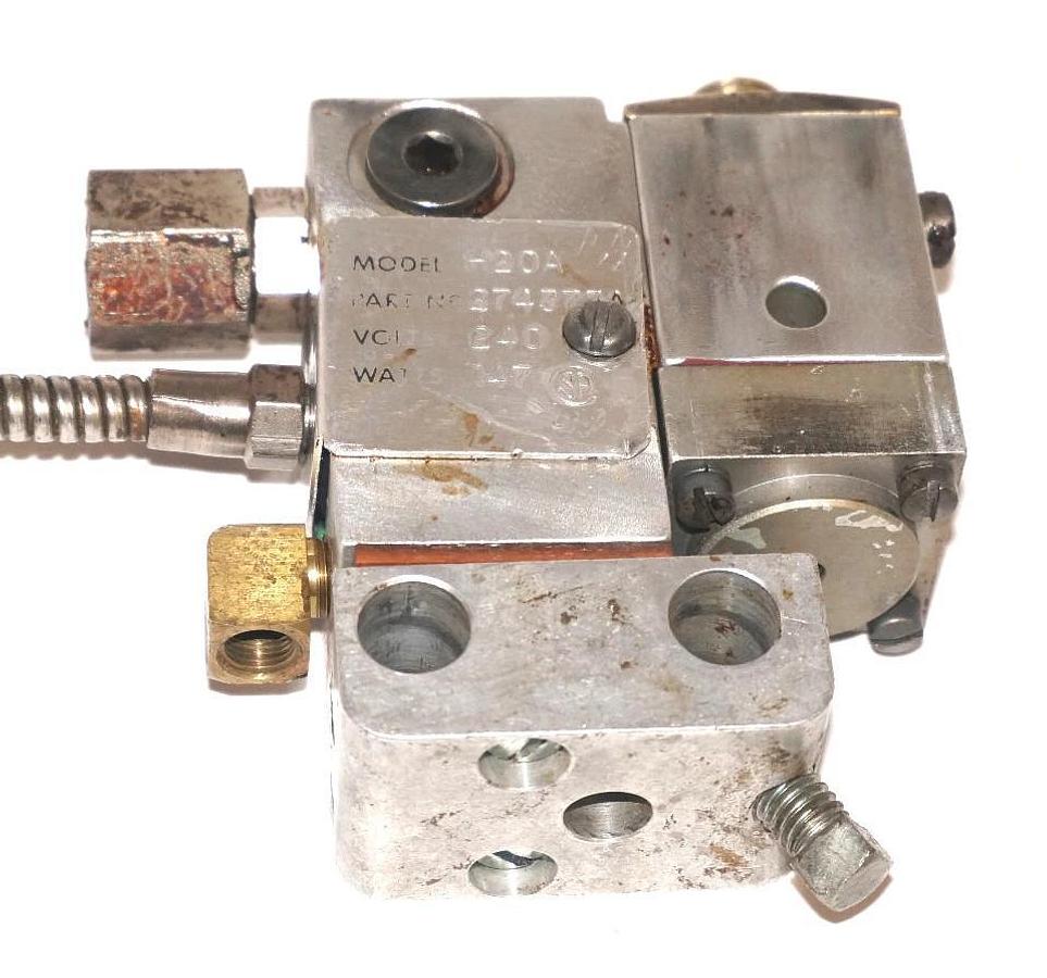Used NORDSON 274373A HEAD MODEL: H20A 240V 147W