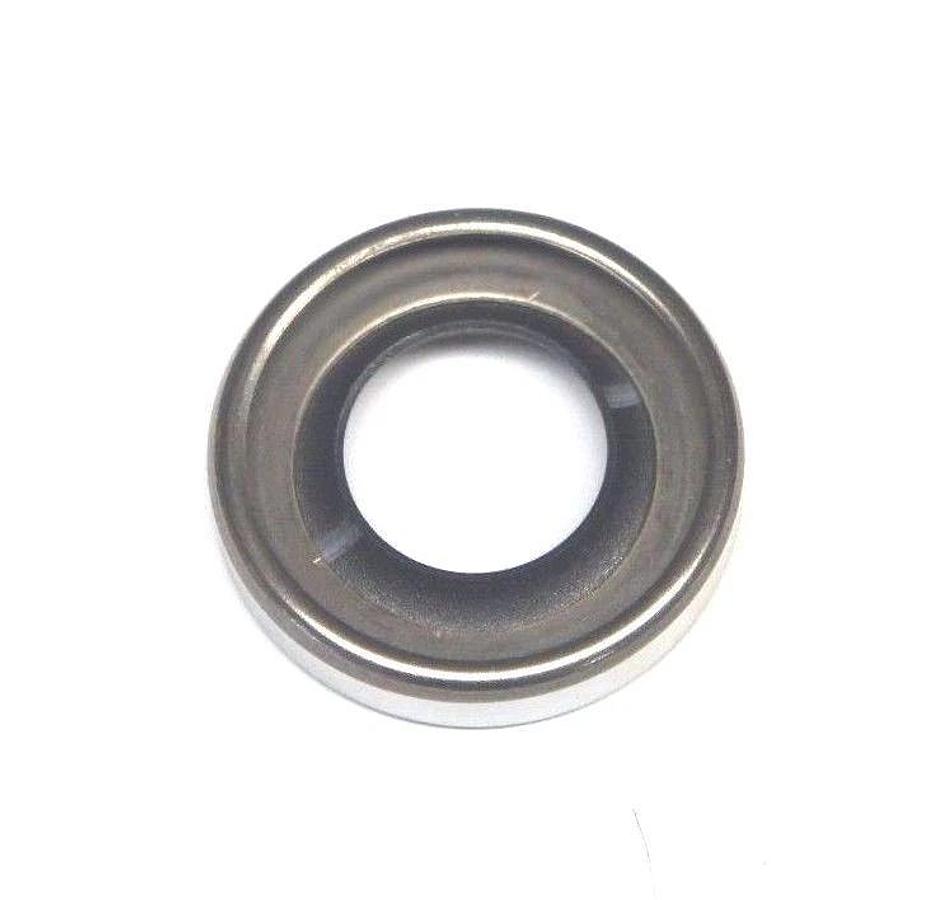 NIB GARLOCK 73306-2208 P/S-SEAL SHAFT SEAL 22 X 40 X 8 733062208