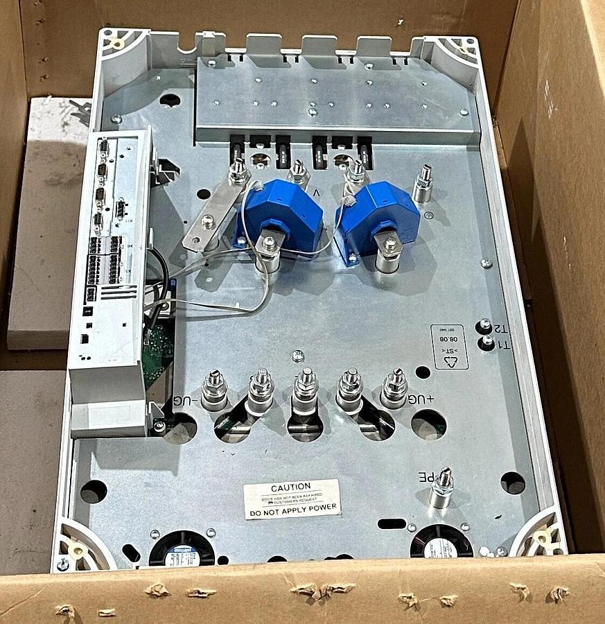 Used LENZE EVS9331-ESV004 / 13278258 SERVO DRIVE 55kW 33.9331SE.8B.81.V004 3PH USNP