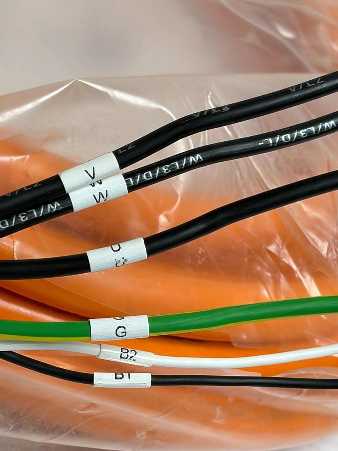 Ampco / Amphenol M23 Servo Cable 546-52490 MC1CJN0600 MC3CCG-S3 6-Wire Orange