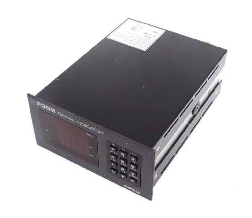 Used UNIPULSE F366 DIGITAL INDICATOR CONTROL 10V 92C032