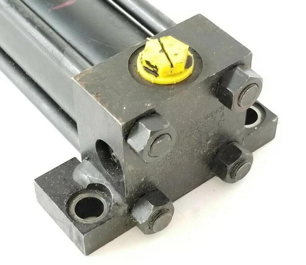 Used PARKER MODEL: 02.00 CC-P2HLT14AC 8.500 CYLINDER 3000PSI