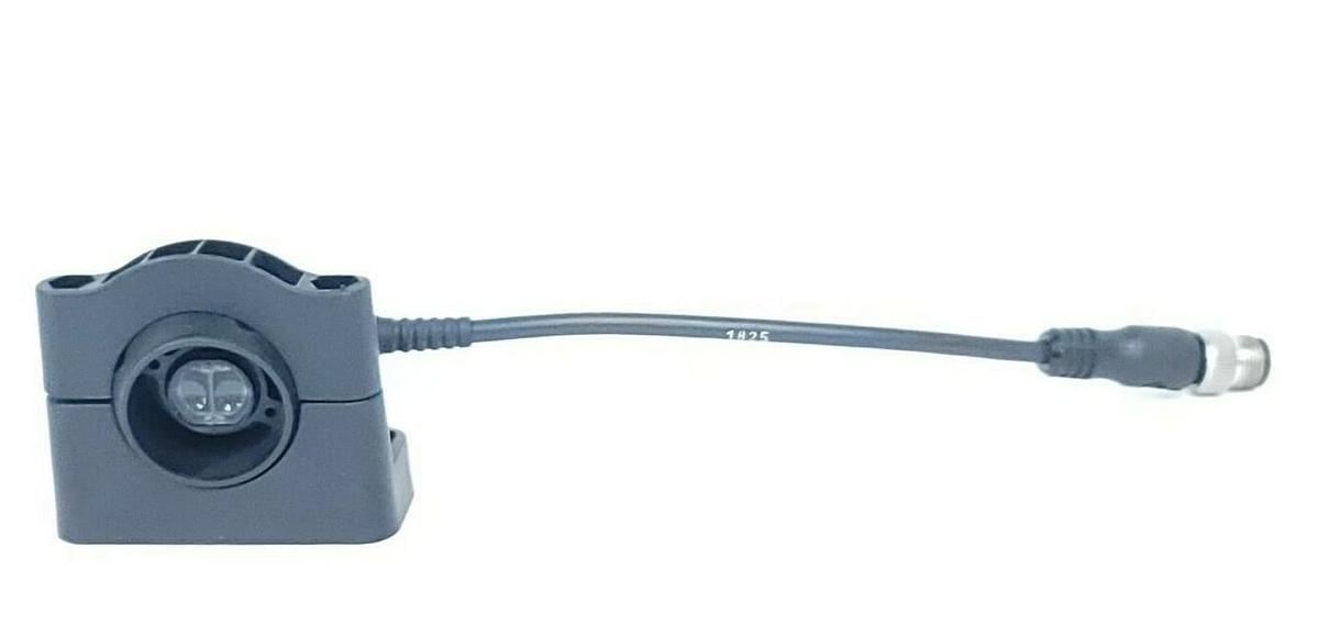 Used ALLEN BRADLEY 42EF-R2KBB-F4 SER. D PHOTOELECTRIC SENSOR W/ MOUNT