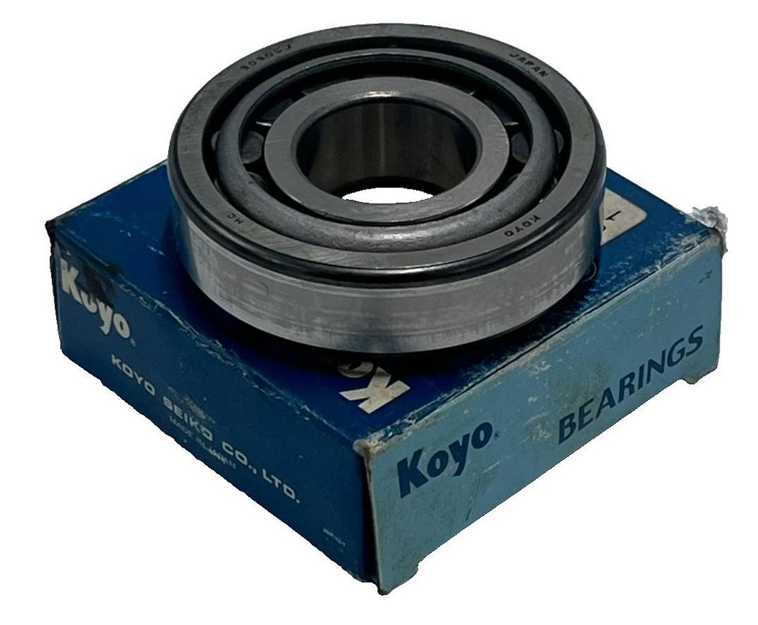 Used KOYO HC30305JR Tapered Roller Bearing 25x62x18.25mm High Capacity 30305 JR