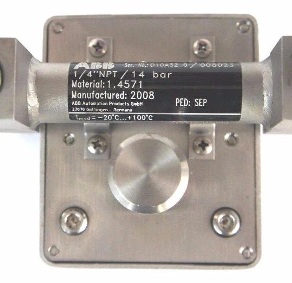 NEW ABB D10A32-0 FLOWMETER 1/4" NPT ORDER NO. 240150211/X017 D10A320