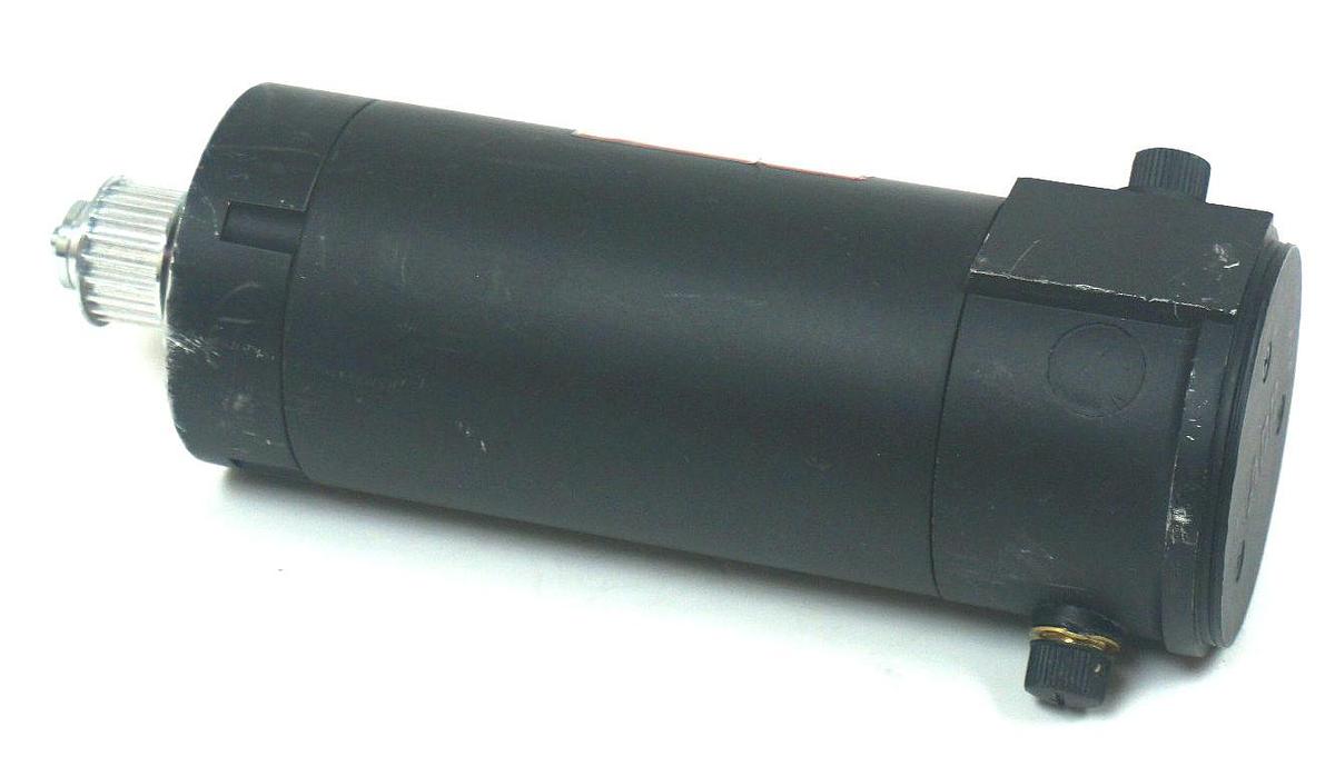 Used ABB 4414129285 E183012 PERMANENT MAGNET D.C. SERVOMOTOR 1200RPM, 24A, 42V