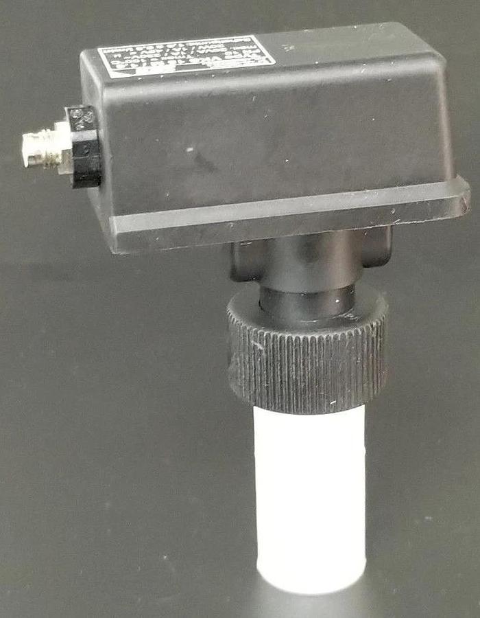 Used SIKA TYPE VKS 15 M/1,6 FLOW CONTROL SWITCH VKS15M/1.6