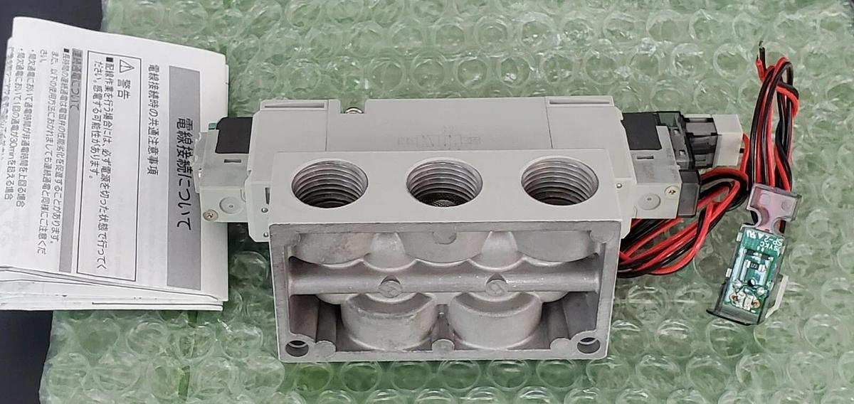 Used NIB CKD 4GE320R-10-E2-3 VALVE ASSEMBLY 4GE320R10E23, DC24V