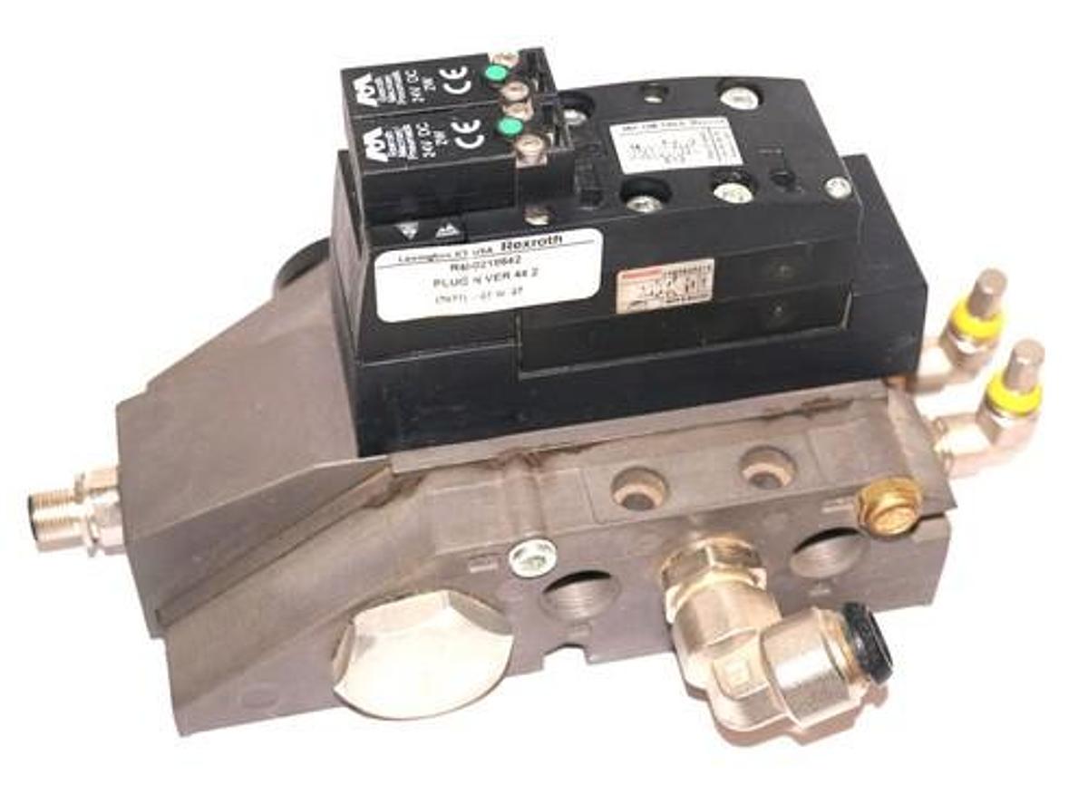 Used NEW REXROTH R480218642 VALVE PLUGIN VER 44 2 W/ 261-108-120-0 VALVE