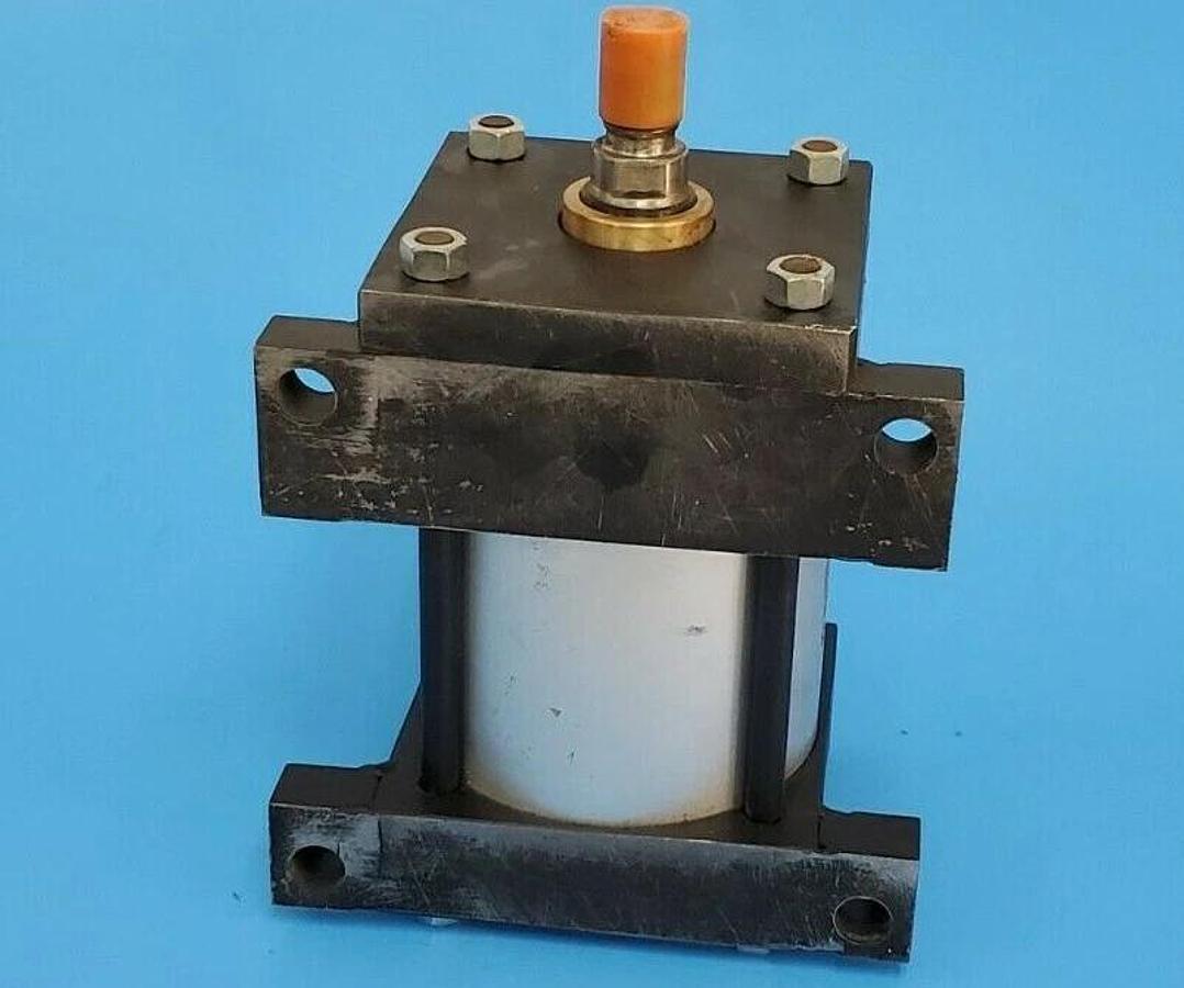 Used CUNNINGHAM MODEL AA PNEUMATIC CYLINDER 4" BORE, 2" STROKE, 250PSI, 4AANS2N211250