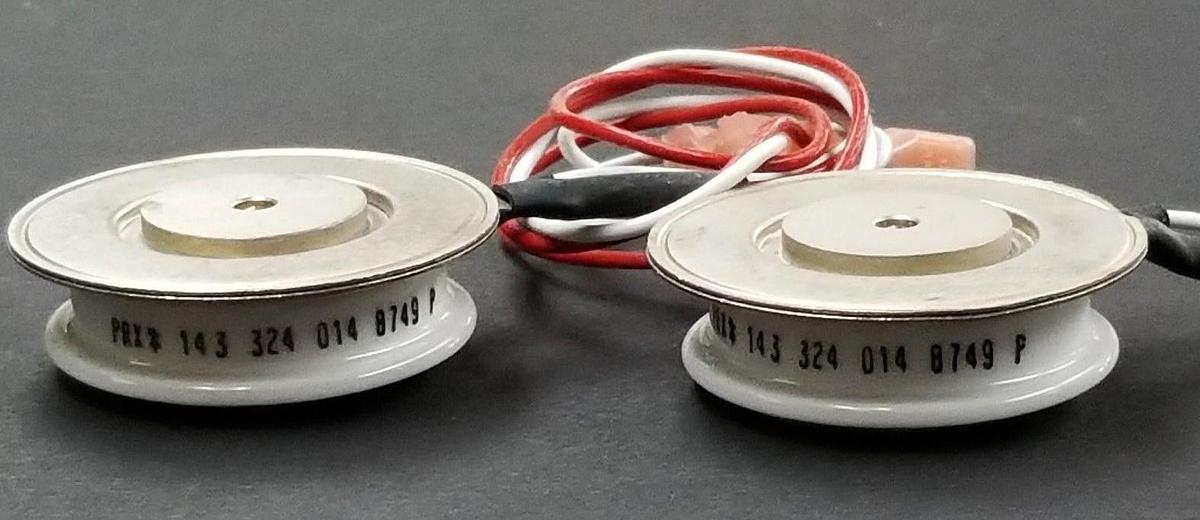 Used LOT OF 2 PRX 143-324-014 VARISTORS MINI 2WIRE CONNECTION 143-324-014 8749 P