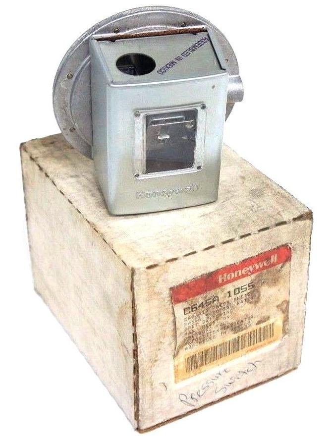 Used NIB HONEYWELL C645A 1055 GAS/AIR PRESS. SWITCH 5 TO 35" WATER SPDT SWITCHING