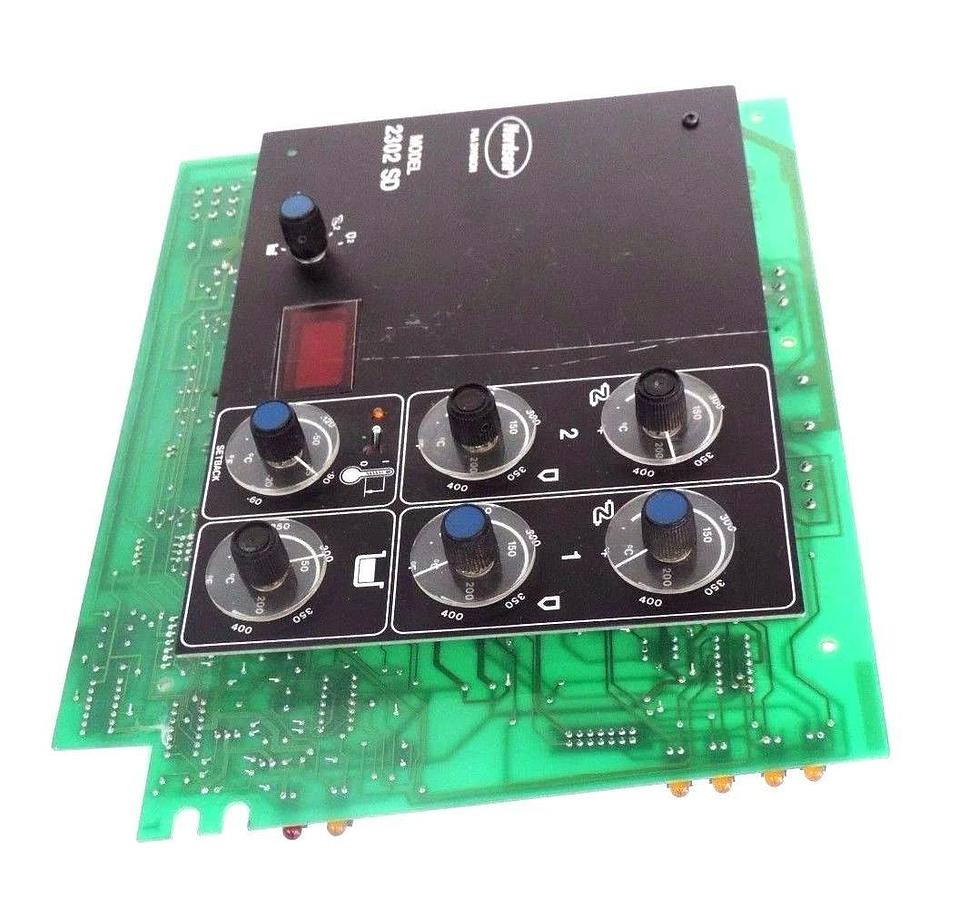 Used NORDSON MODEL 2302 SD DIGITAL READOUT W/ 276883B CONTROL BOARD BA96M04193