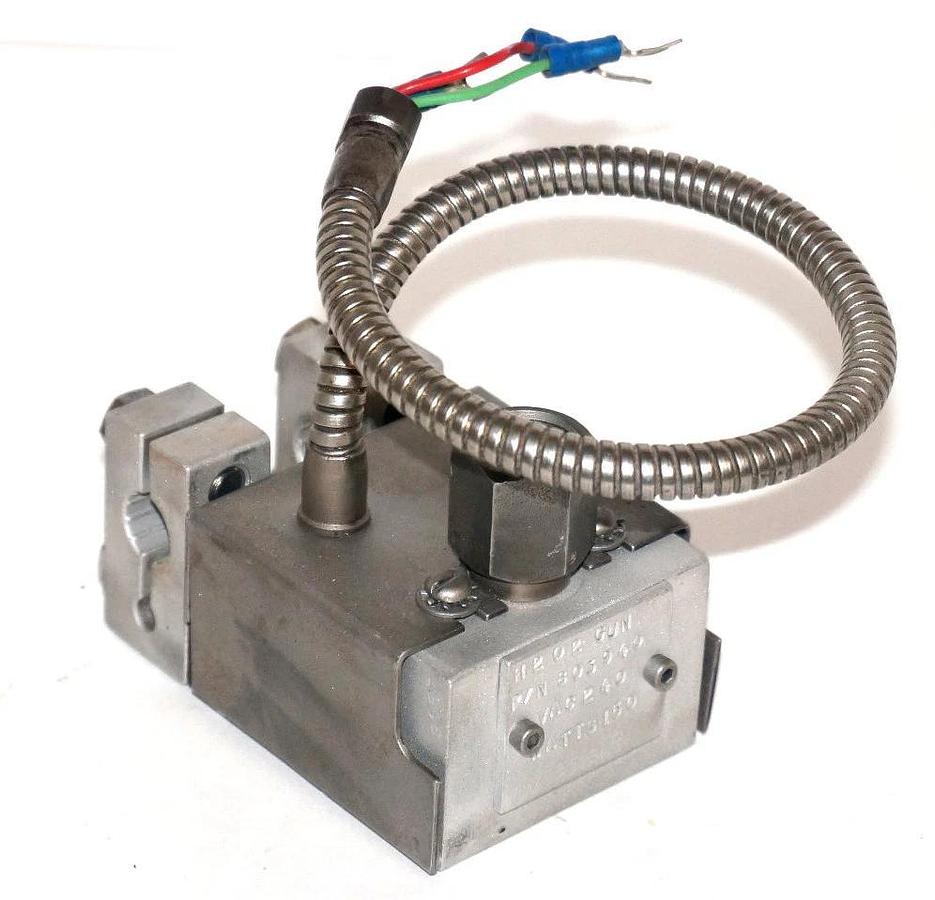 Used NORDSON 803940 APPLICATOR MODEL: H202 240VAC 150W
