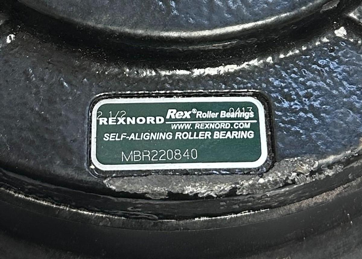 Used REXNORD MBR220840 SELF-ALIGNING ROLLER BEARING / SPROCKET ASSEMBLY 2-1/2'' NSNP
