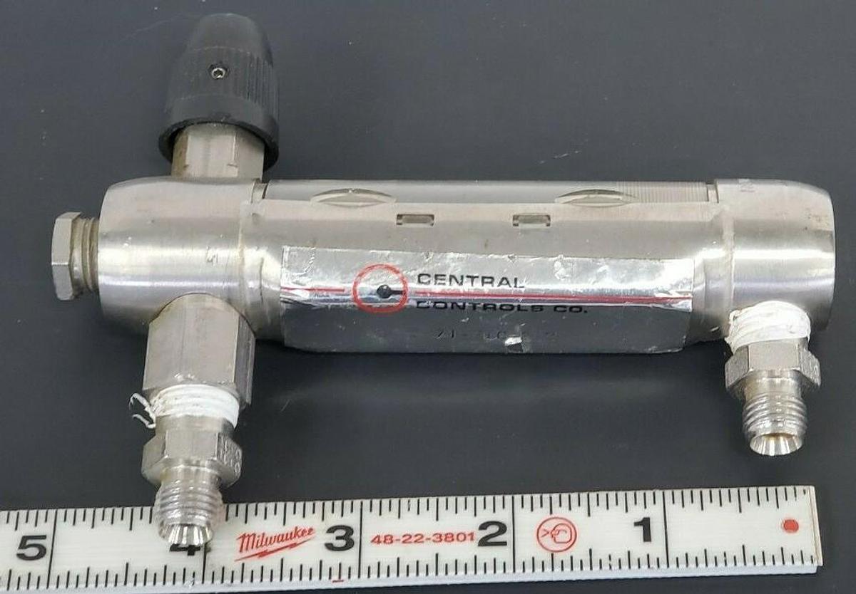 Used WALLACE & TIERNAN 3871-FIC-212 FLOW VALVE ENCLOSURE 3871FIC212