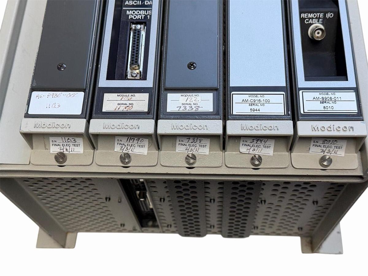 Used MODICON P5-984B-832 Programmable Controller 984 Series 5-Slot PLC Rack P5984B832
