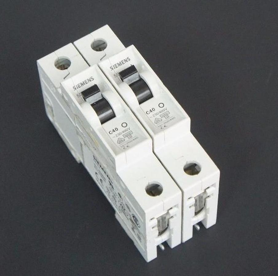 Used LOT OF 2 SIEMENS 5SX21-C40 MINIATURE CIRCUIT BREAKERS 5SX21C40, 5SX2