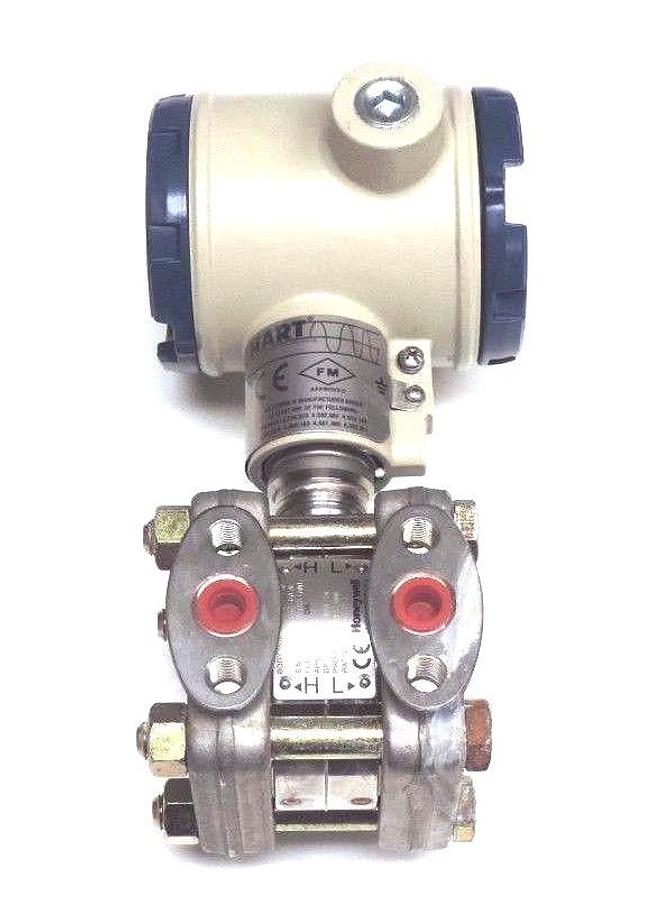 Used HONEYWELL STD120-E1H-00000-1C-HC-MB-S2-B7AN PRESSURE TRANSMITTER ST3000
