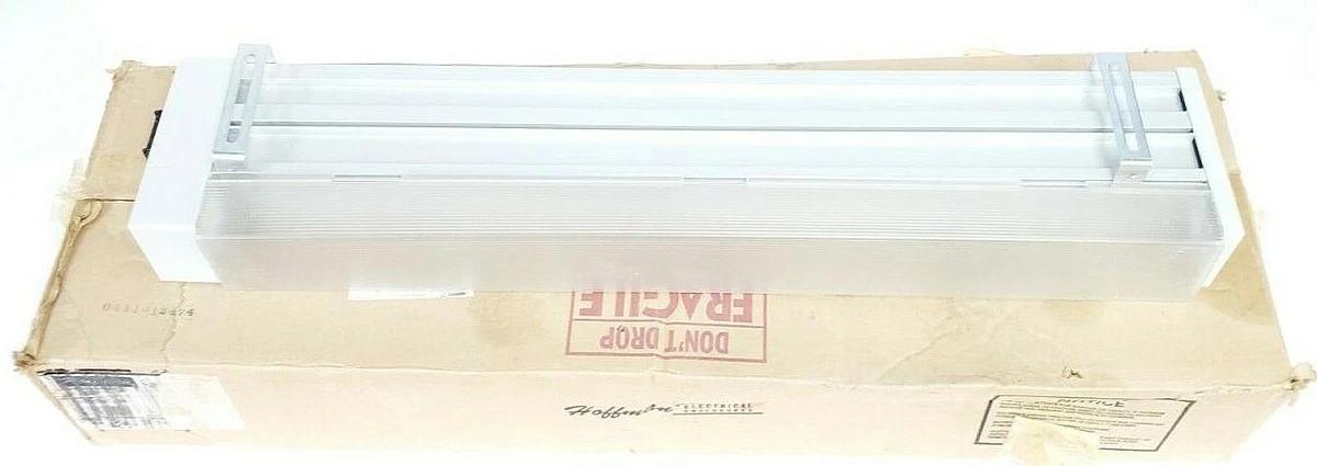Used NEW HOFFMAN ENCLOSURES A-LF16M24R LIGHT FIXTURE 120VAC 60HZ .60A 45162001