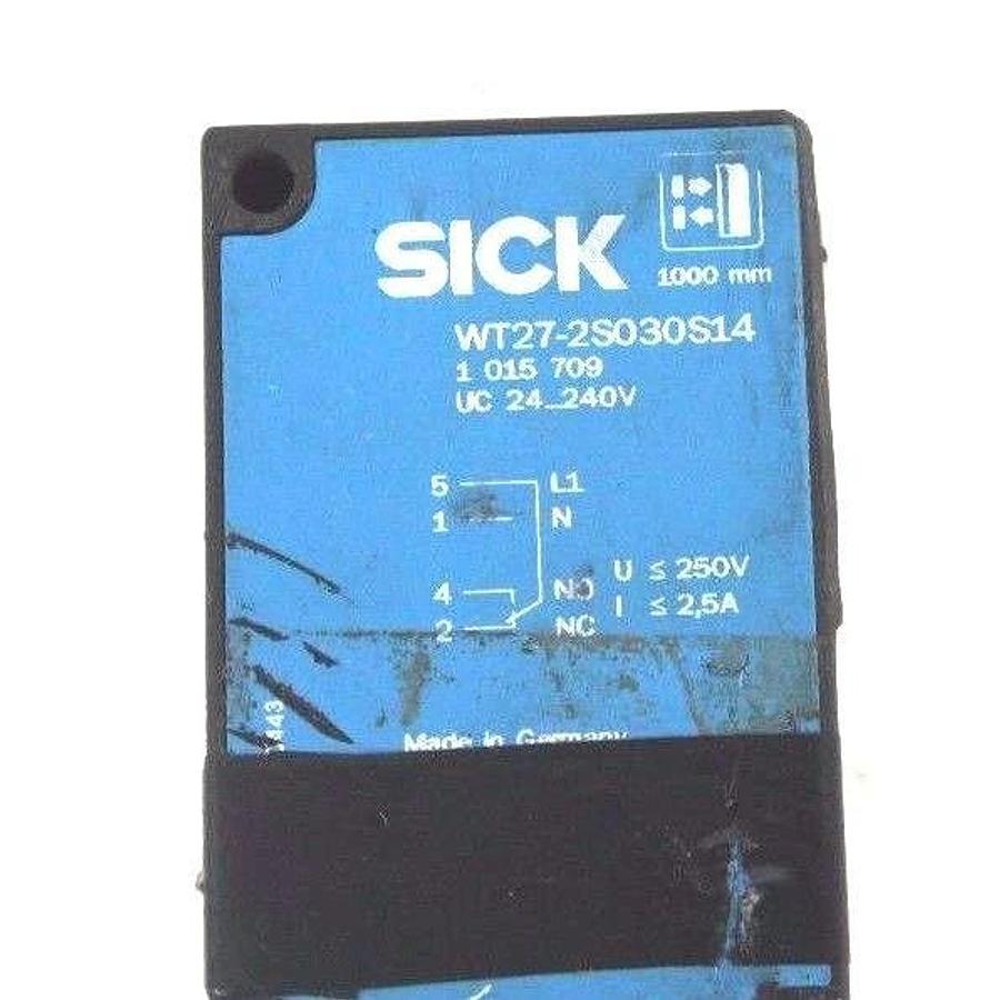 Used SICK WT27-2S030S14 LASER SENSOR 24...240V, WT272S030S14, 1 015 709