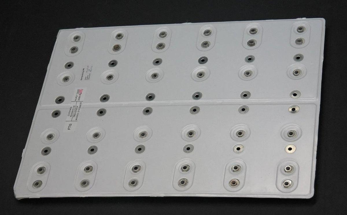 LOT OF 2 NEW AVL TCSPPLASTA.01 SANDWICH BARRINGS HR00-34/P CDE084VB 70308683 CE