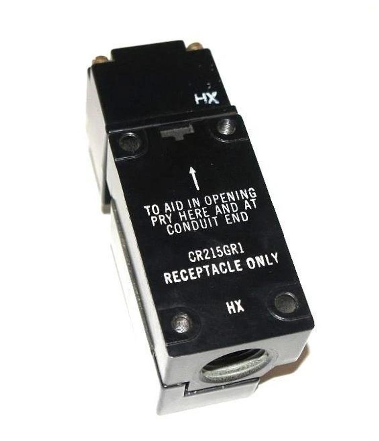 NEW GENERAL ELECTRIC CR215G1A12 LIMIT SWITCH, 600 VAC, NEMA A600, TYPE 4,6P,13