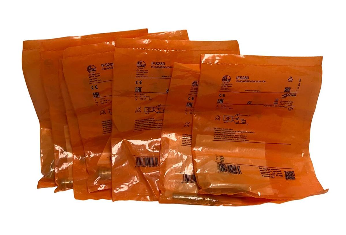 Used 7 IFM IFB3004BBPKG/K1/US-104 / IFS289 INDUCTIVE PROXIMITY SENSORS 10-30VDC NSFS