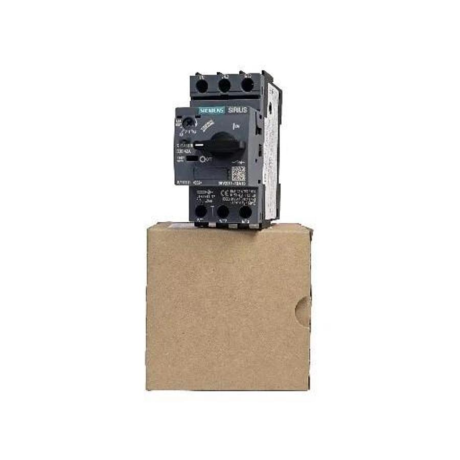 Used NIB SIEMENS 3RV2011-1DA10 CIRUIT BREAKER 2.2-3.2A, 3RV20111DA10