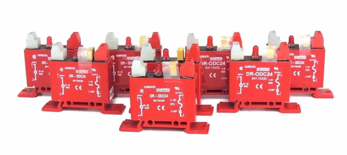 Used LOT OF 8 GORDOS DR-0DC24 SOLID STATE RELAYS DR0DC24