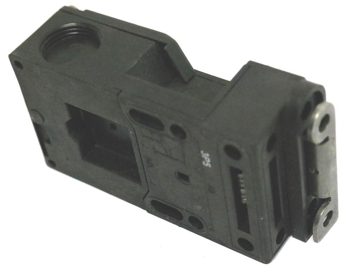 Used NEW KEYED INTERLOCK SWITCH AZ1612ZIB1, 230V, 4A