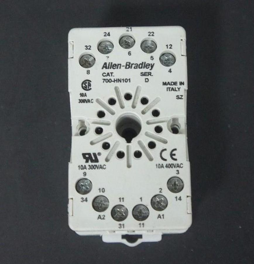 Used ALLEN BRADLEY 700-HN101 SER. D RELAY SOCKET 700HN101, 11-PIN, 10A, 300VAC