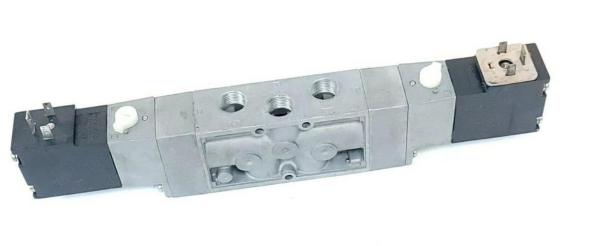 Used CKD 4F330-F PNEUMATIC PILOT VALVE AC200V 4F330F, PRESSURE: 1.5-9.9