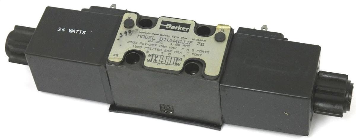 Used PARKER D1VW4CJJF 70 HYDRAULIC VALVE 24 VDC 1.00 AMP 24 WATTS COIL