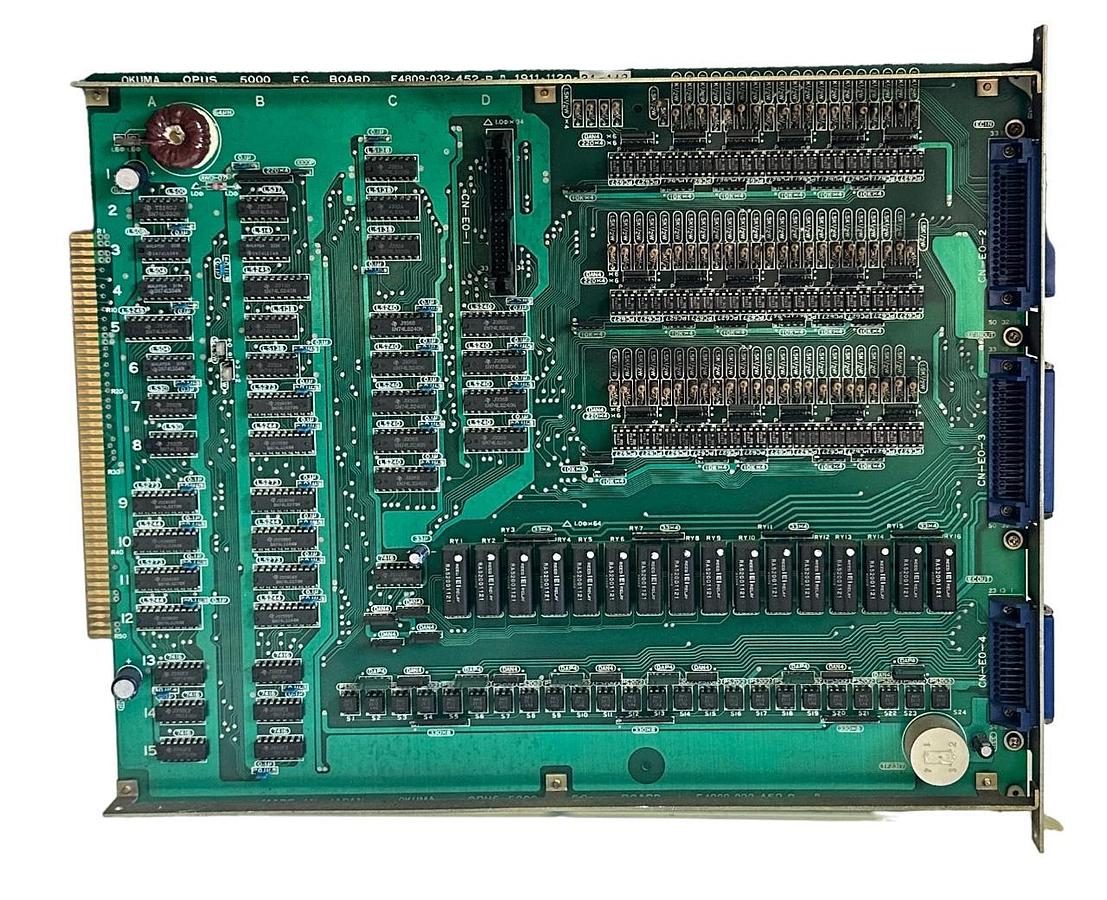Used OKUMA E4809-032-452-B / 1911-1120-31-143 OPUS 5000 EC BOARD