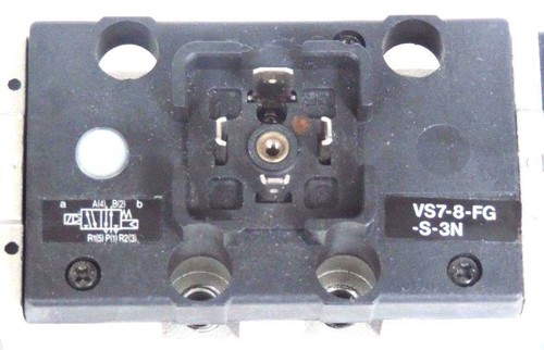 Used SMC VS7-8-FG-S-3N SOLENOID VALVE W/ DC24V COIL VS78FGS3N