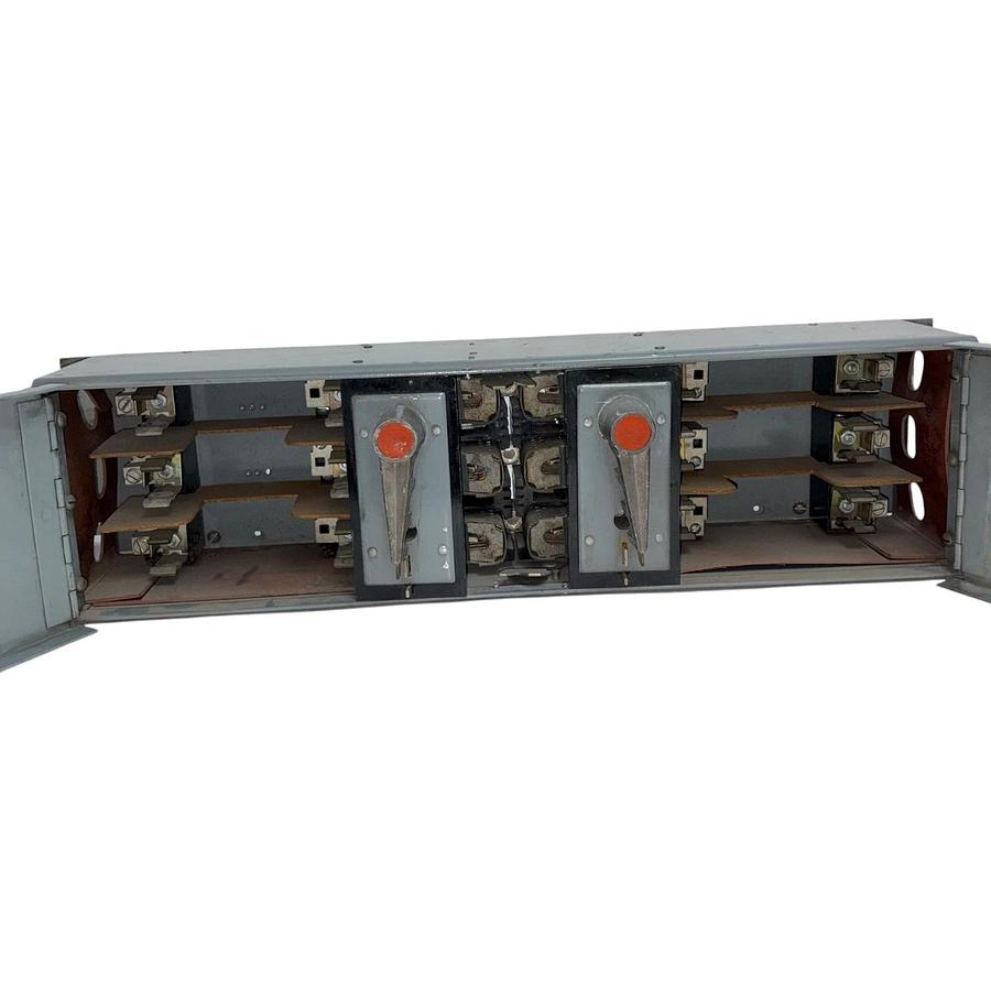 Used Zinsco QSFT353B QSF Unit Busway Plug Disconnect Switch 30A 600V 3 Pole Dual